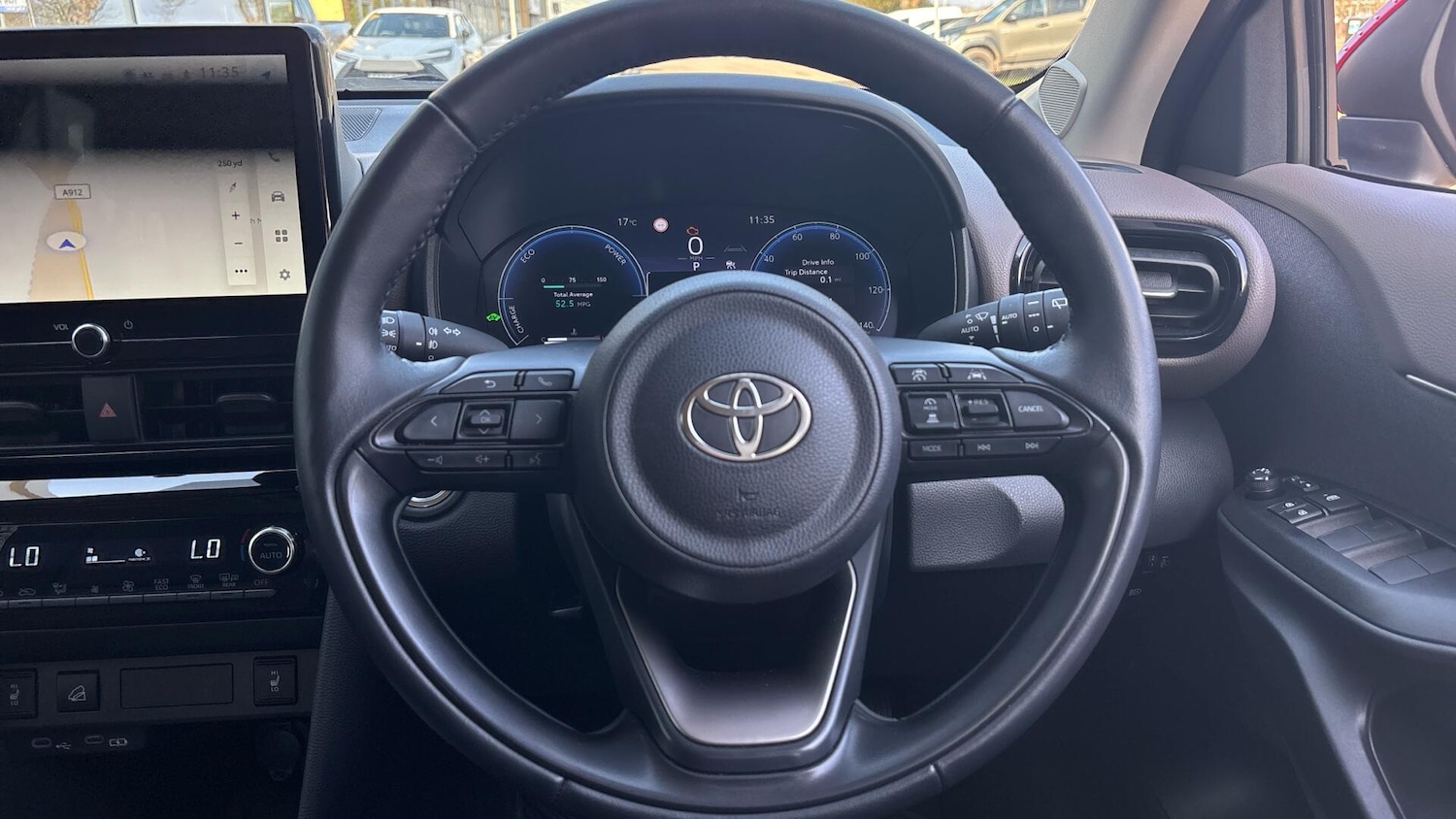 Used Toyota Yaris Cross 2024 for sale - 78026009: Photo 8