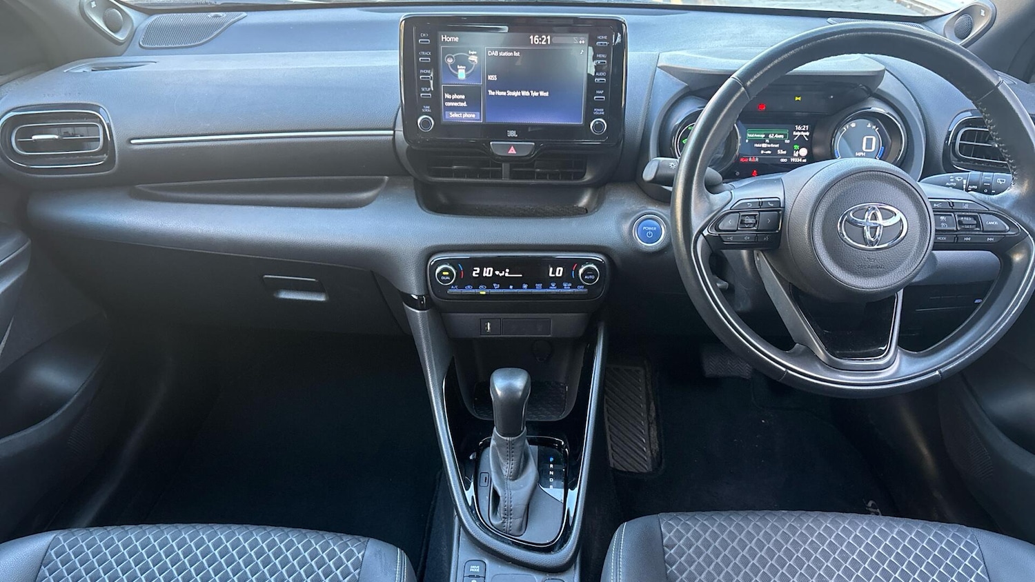 Used Toyota Yaris 2022 for sale - 76675335: Photo 5