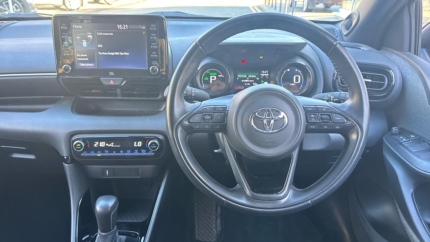 Used Toyota Yaris 2022 for sale - 76675335: Photo 6