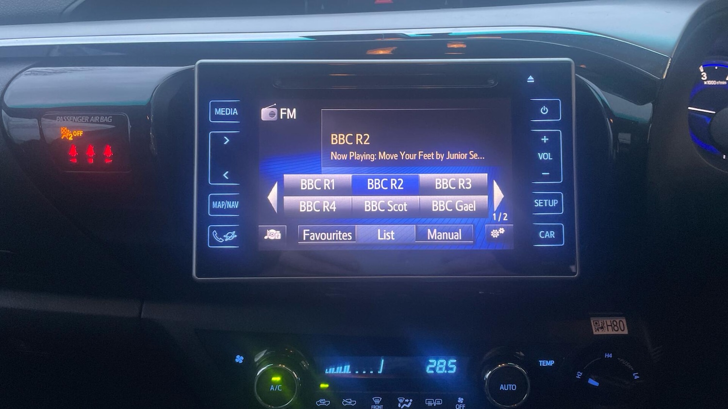 Used Toyota Hilux 2018 for sale - 76859108: Photo 7