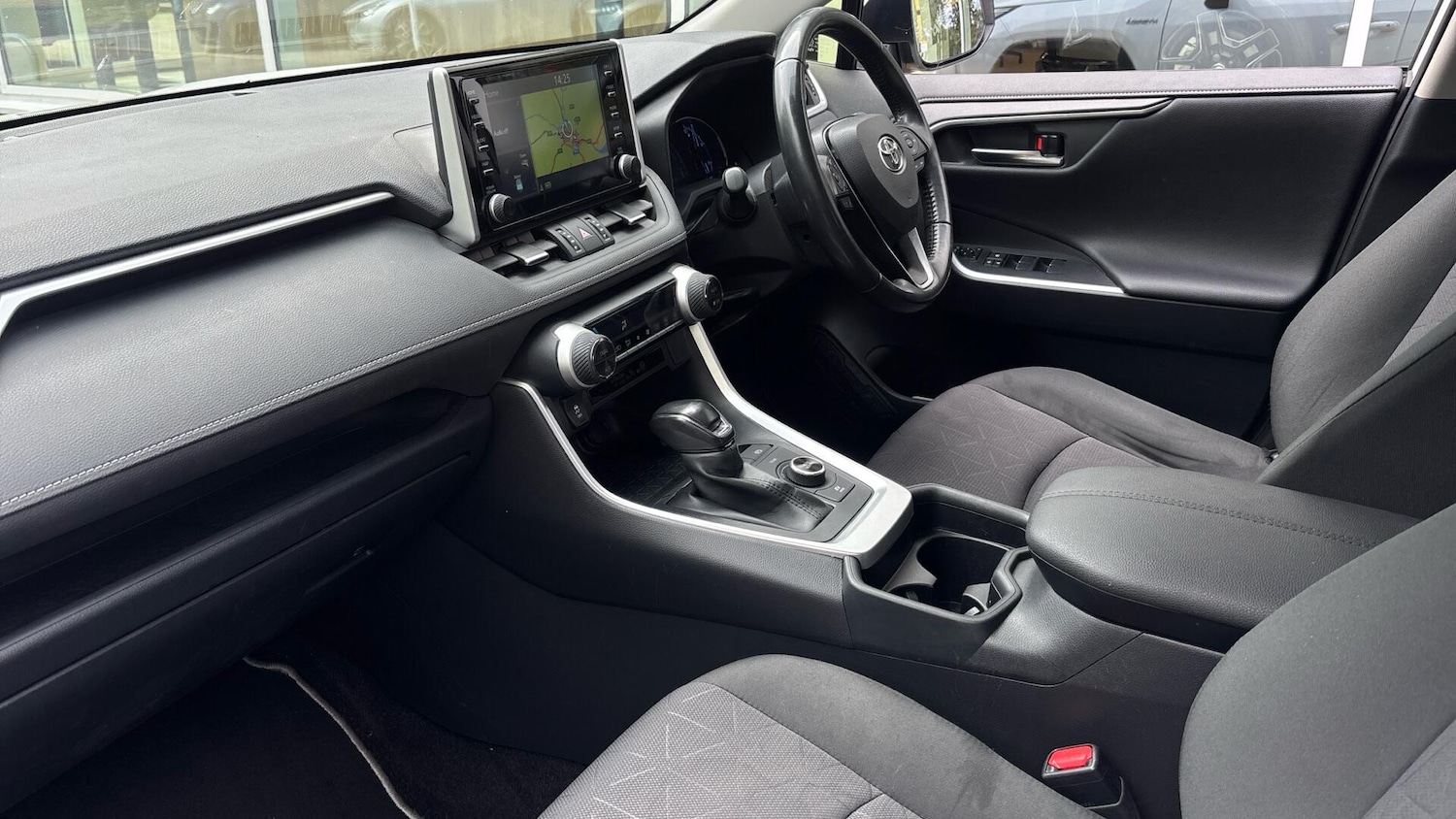 Used Toyota RAV4 2019 for sale - 76673467: Photo 10