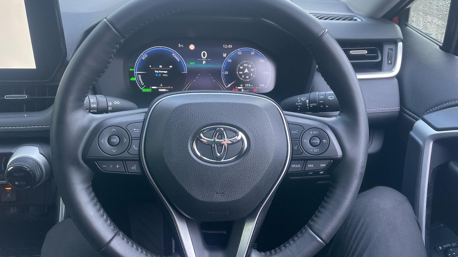 Used Toyota RAV4 2023 for sale - 76859102: Photo 6