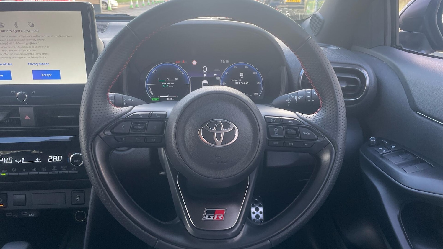 Used Toyota Yaris Cross 2025 for sale - 76859104: Photo 6