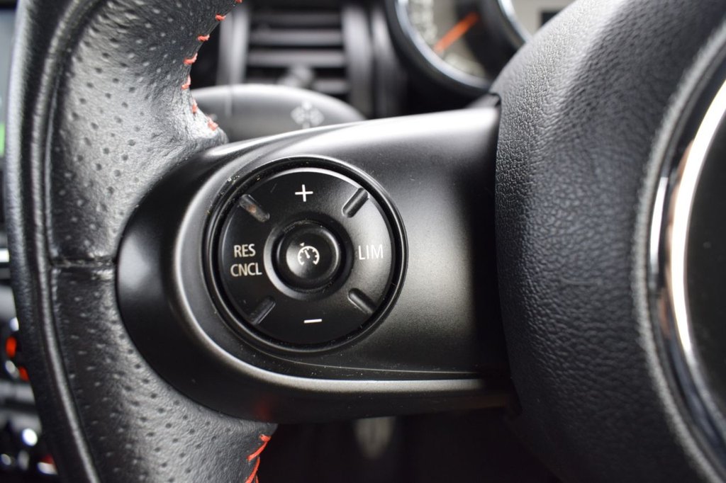 Used MINI Hatch 2018 for sale - 76660185: Photo 41