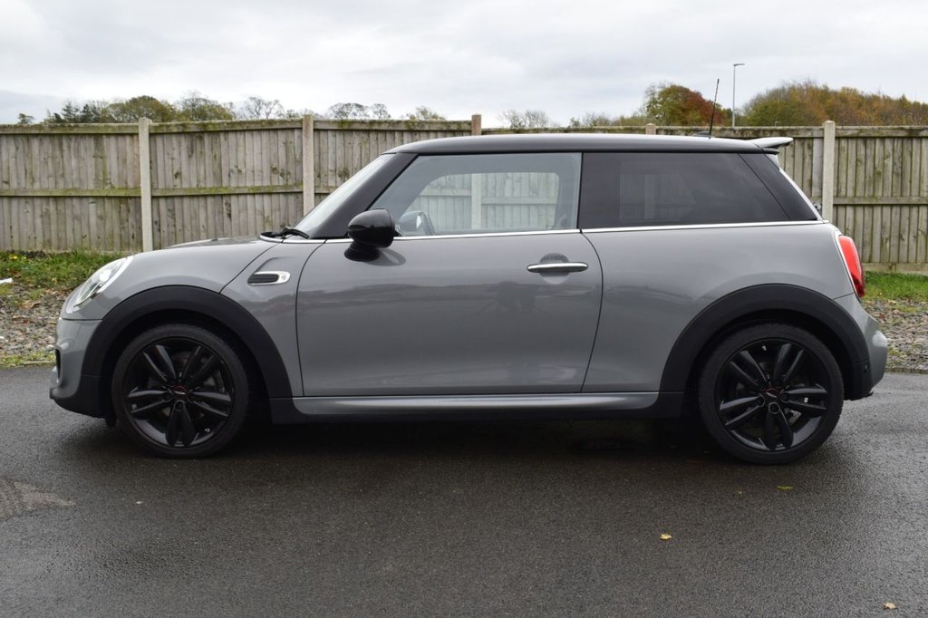 Used MINI Hatch 2018 for sale - 76660185: Photo 8