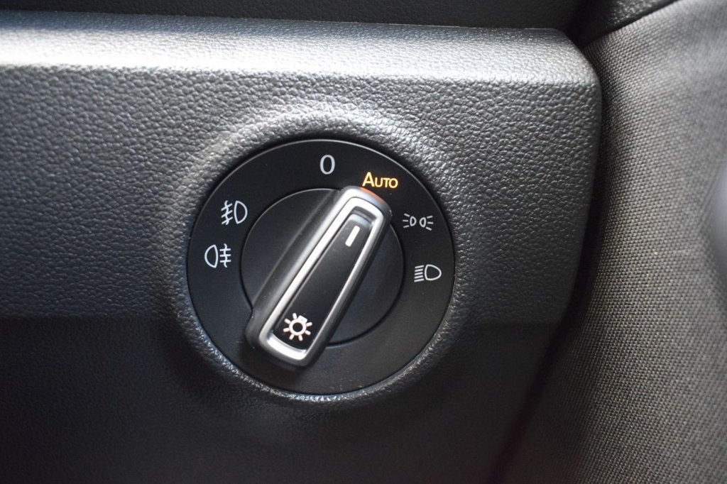 Used Volkswagen T-Roc 2021 for sale - 76686582: Photo 20