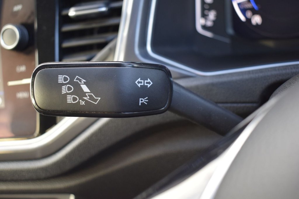 Used Volkswagen T-Roc 2021 for sale - 76686582: Photo 22