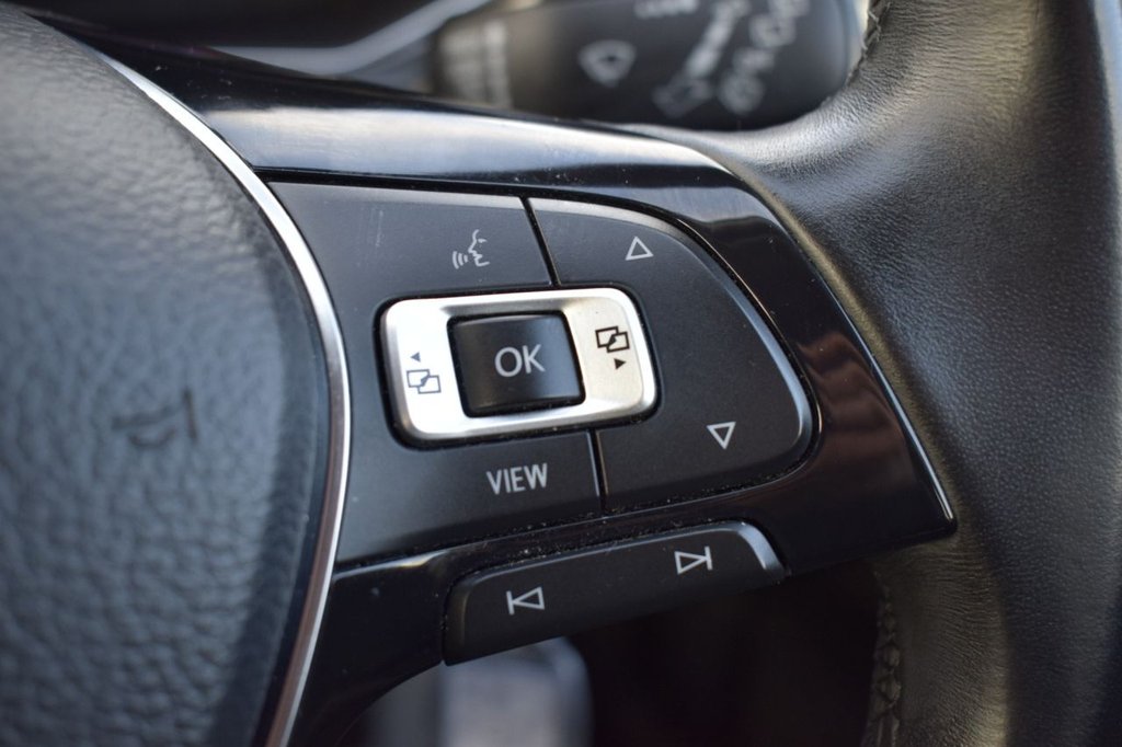 Used Volkswagen T-Roc 2021 for sale - 76686582: Photo 28