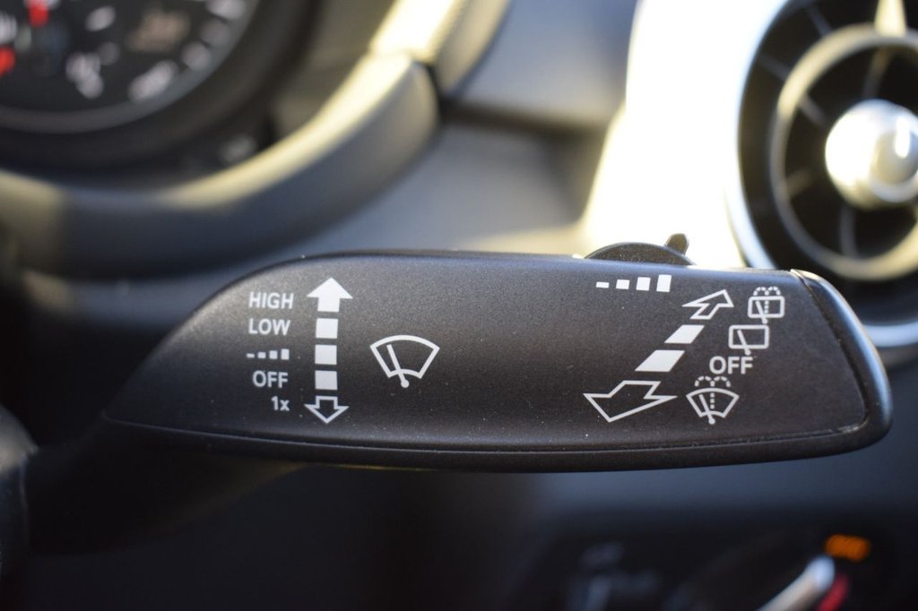 Used Audi A1 2014 for sale - 76797570: Photo 17