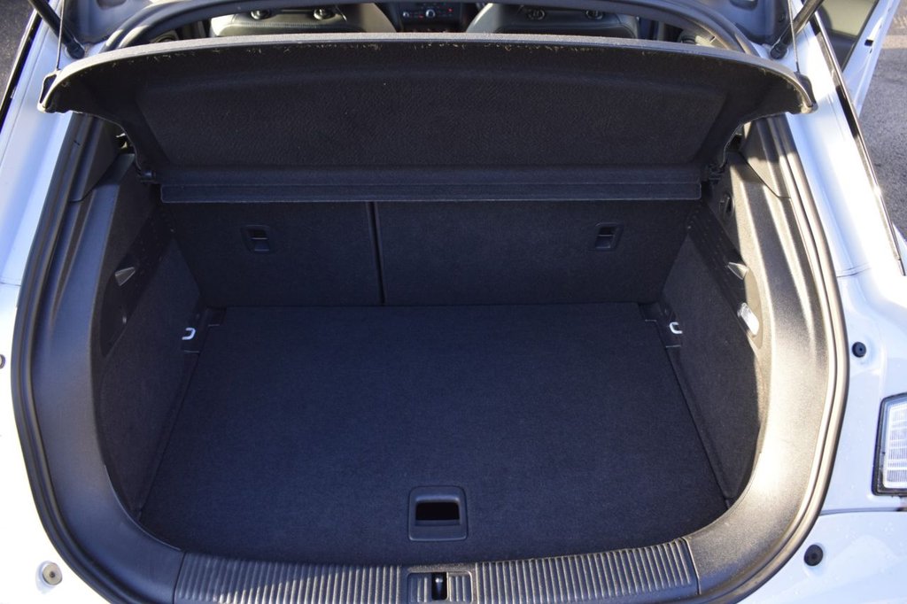 Used Audi A1 2014 for sale - 76797570: Photo 9