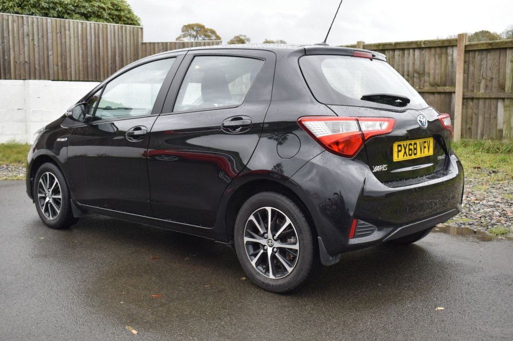 Used Toyota Yaris 2018 for sale - 76660174: Photo 10