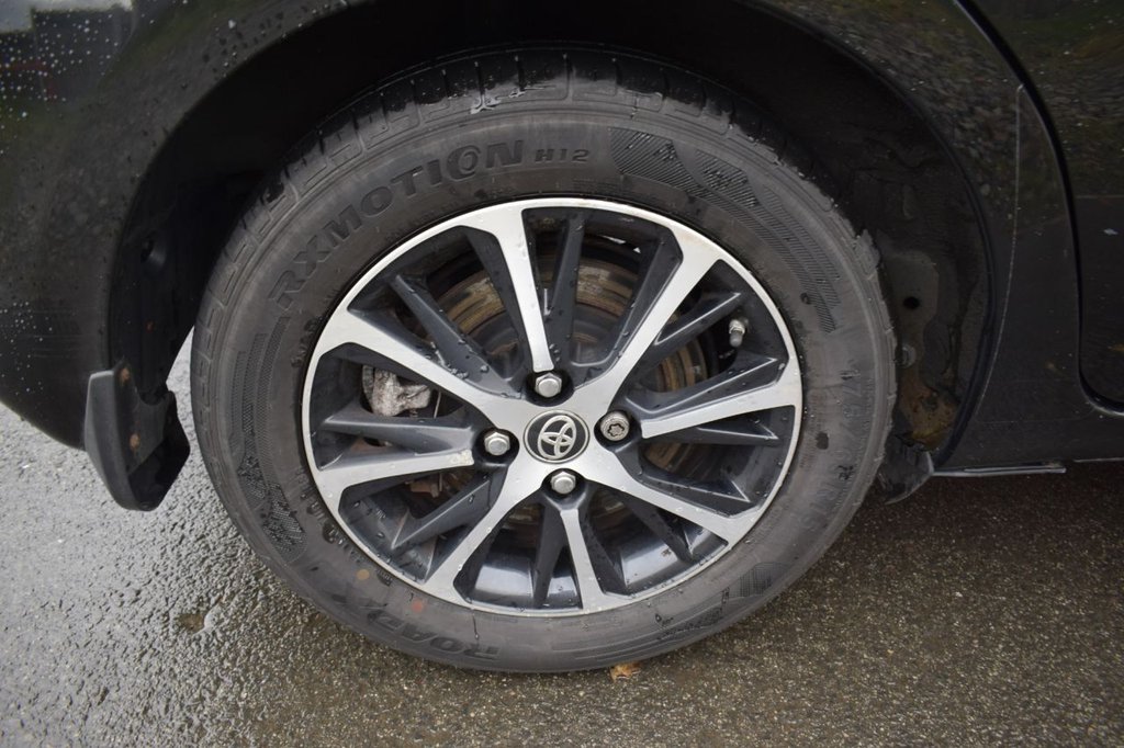 Used Toyota Yaris 2018 for sale - 76660174: Photo 29