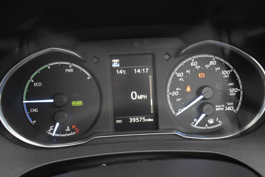 Used Toyota Yaris 2018 for sale - 76660174: Photo 35