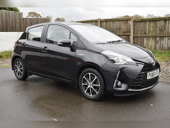 Used Toyota Yaris 2018 for sale - 76660174: Photo