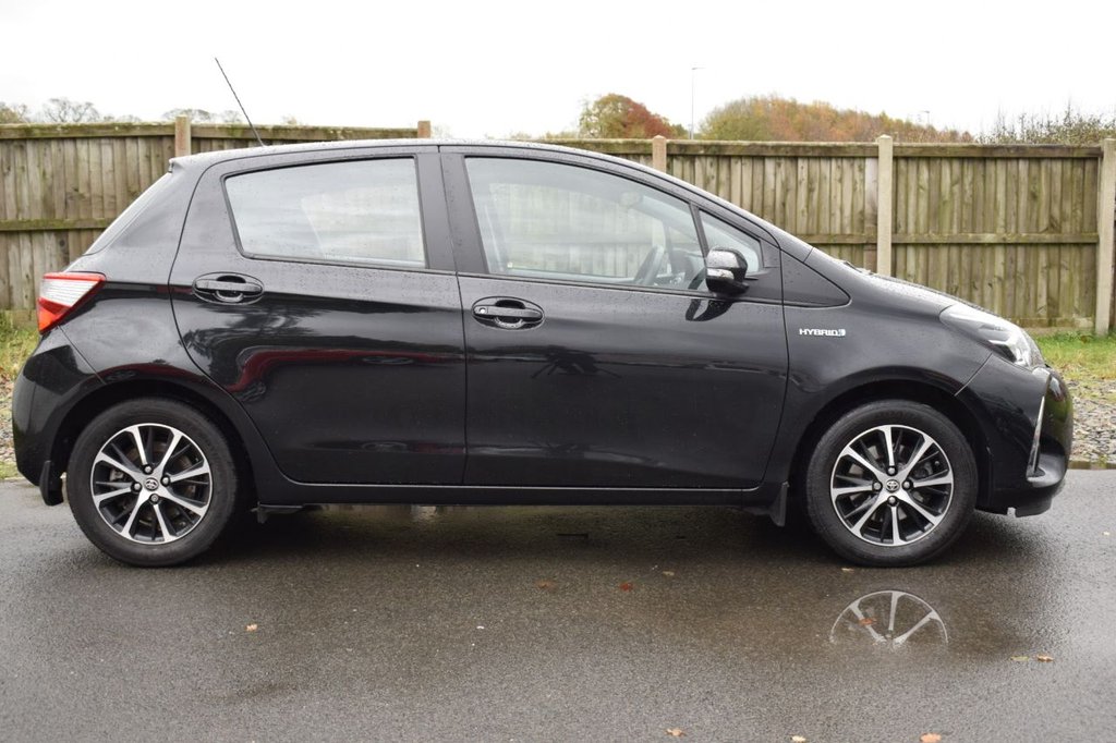 Used Toyota Yaris 2018 for sale - 76660174: Photo 5