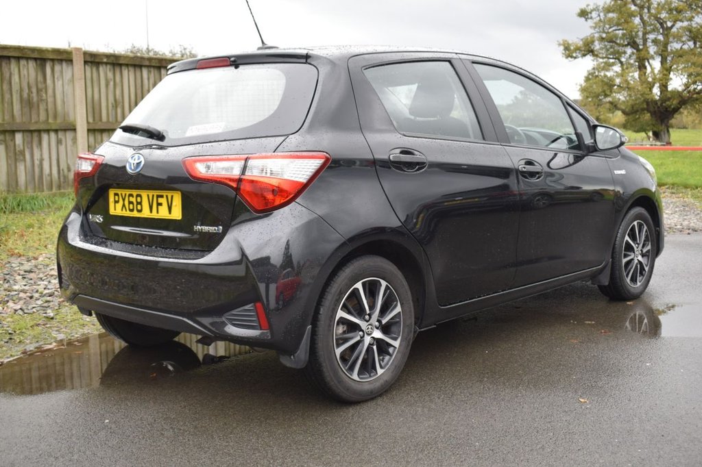 Used Toyota Yaris 2018 for sale - 76660174: Photo 6