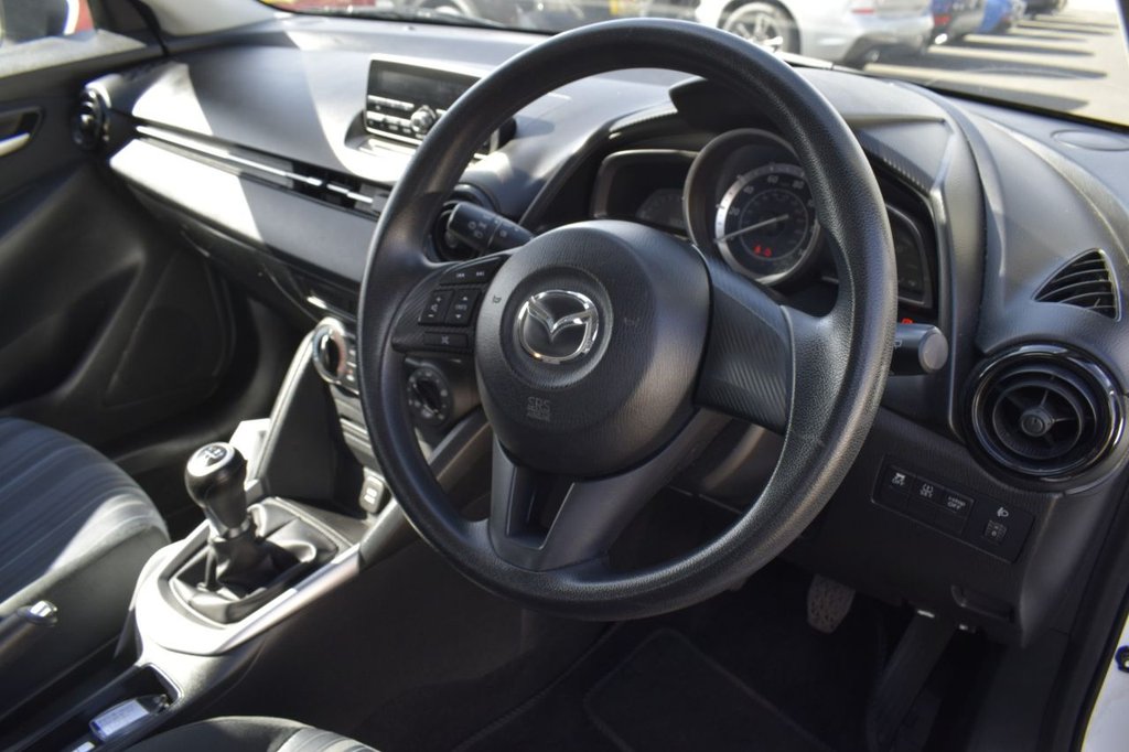 Used Mazda Mazda2 2015 for sale - 78110349: Photo 11