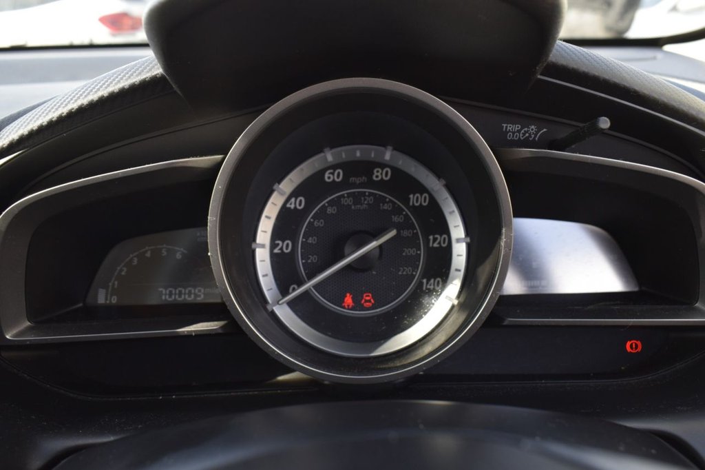 Used Mazda Mazda2 2015 for sale - 78110349: Photo 12