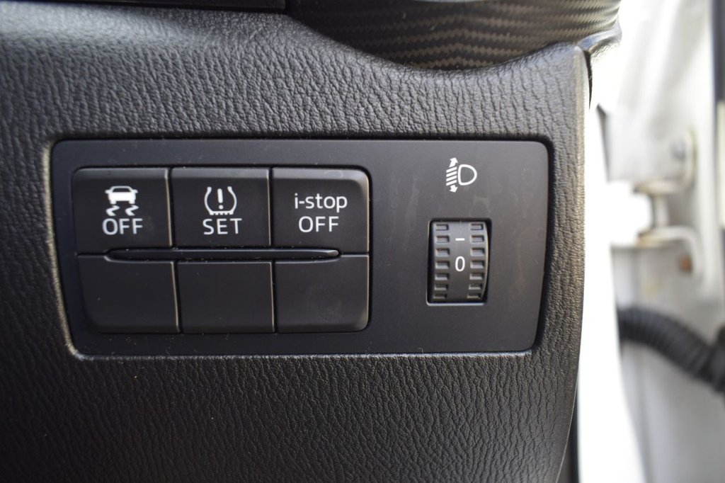 Used Mazda Mazda2 2015 for sale - 78110349: Photo 14