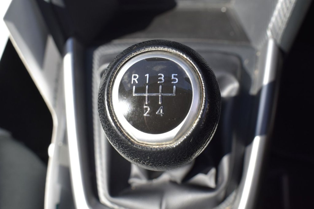 Used Mazda Mazda2 2015 for sale - 78110349: Photo 22