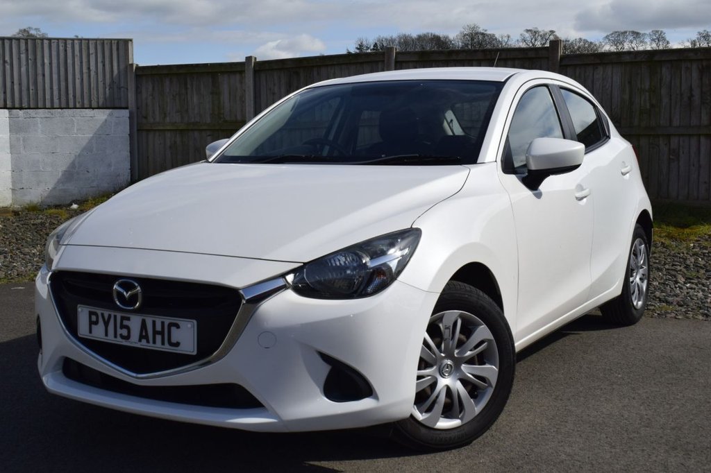 Used Mazda Mazda2 2015 for sale - 78110349: Photo 3