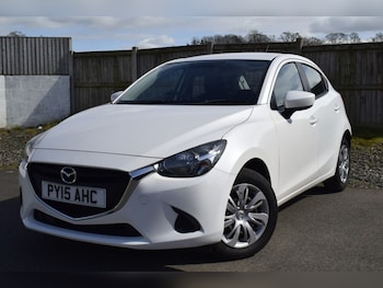 Used Mazda Mazda2 2015 for sale - 78110349: Photo