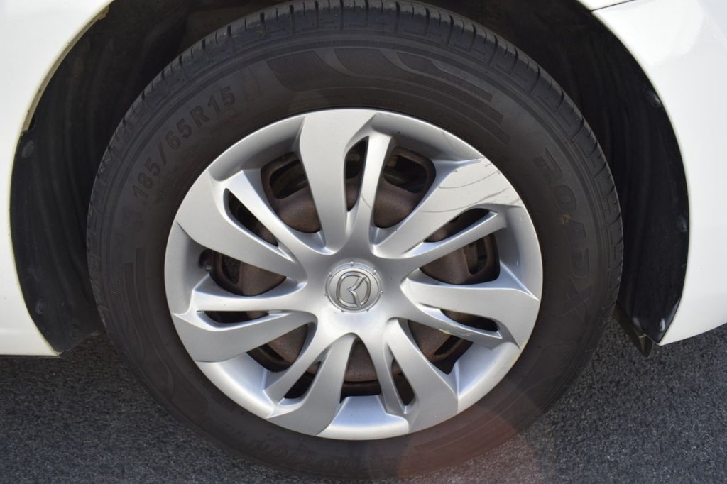 Used Mazda Mazda2 2015 for sale - 78110349: Photo 4