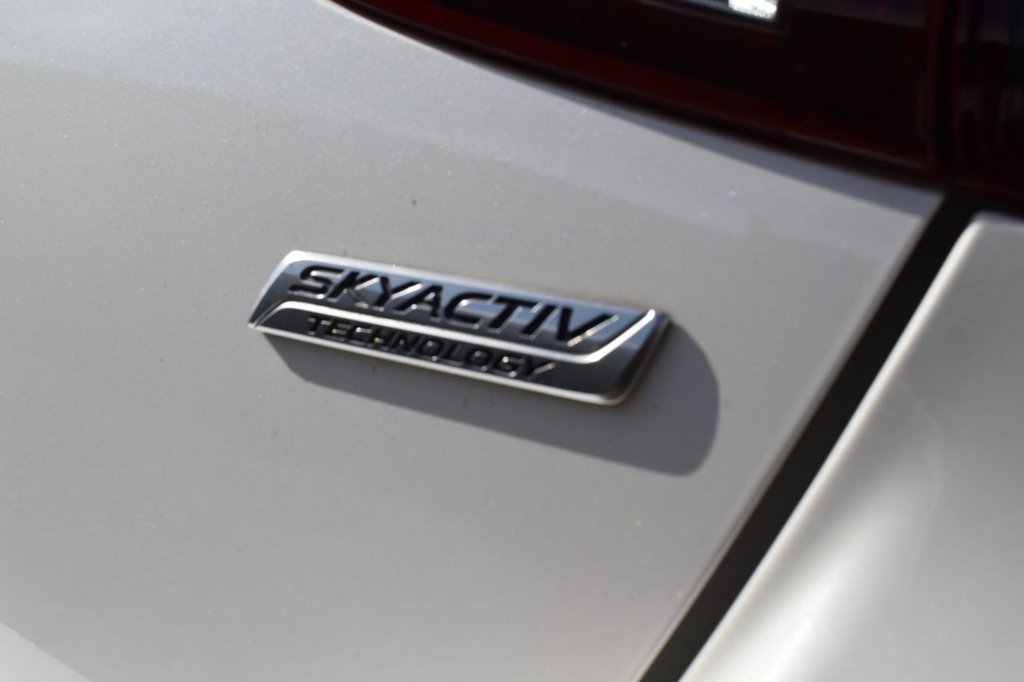 Used Mazda Mazda2 2015 for sale - 78110349: Photo 8