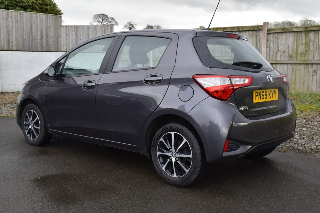 Used Toyota Yaris 2019 for sale - 77275747: Photo 10