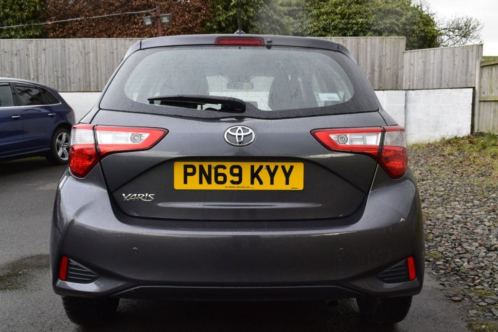 Used Toyota Yaris 2019 for sale - 77275747: Photo 11