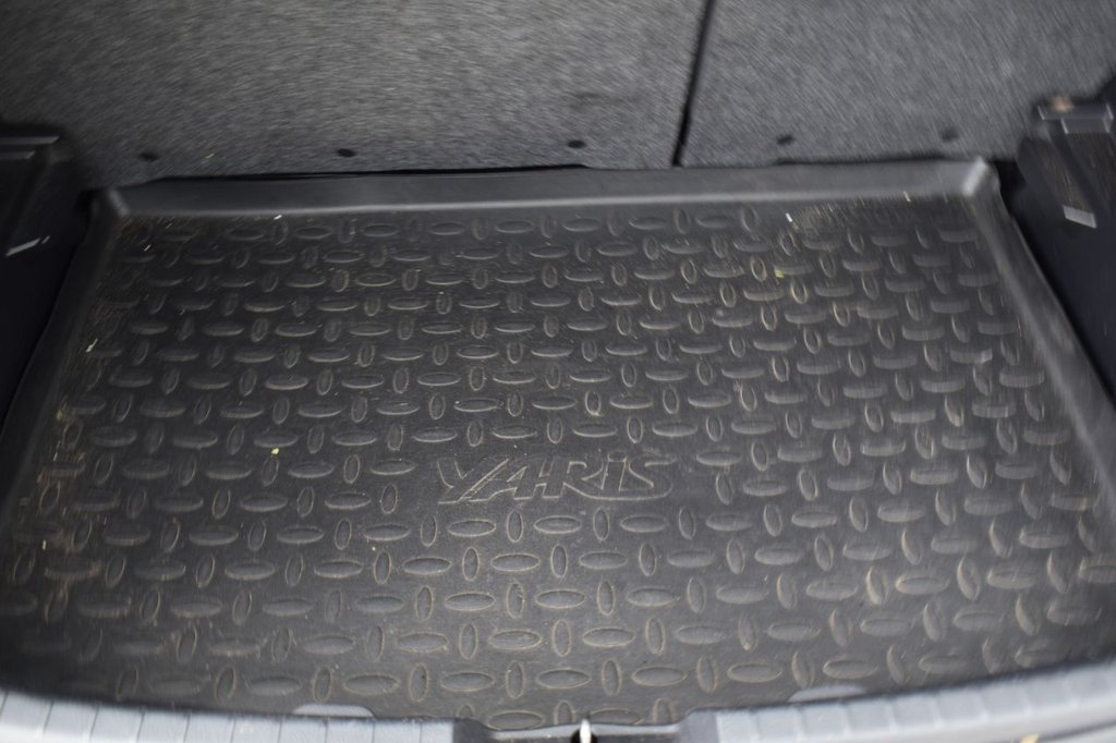 Used Toyota Yaris 2019 for sale - 77275747: Photo 12