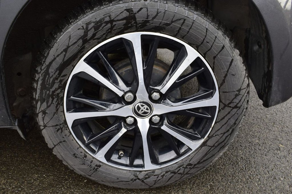 Used Toyota Yaris 2019 for sale - 77275747: Photo 19