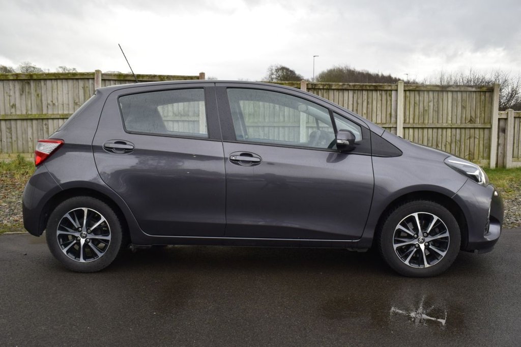 Used Toyota Yaris 2019 for sale - 77275747: Photo 5