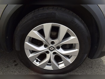 Used Renault Captur 2022 for sale - 78754001: Photo