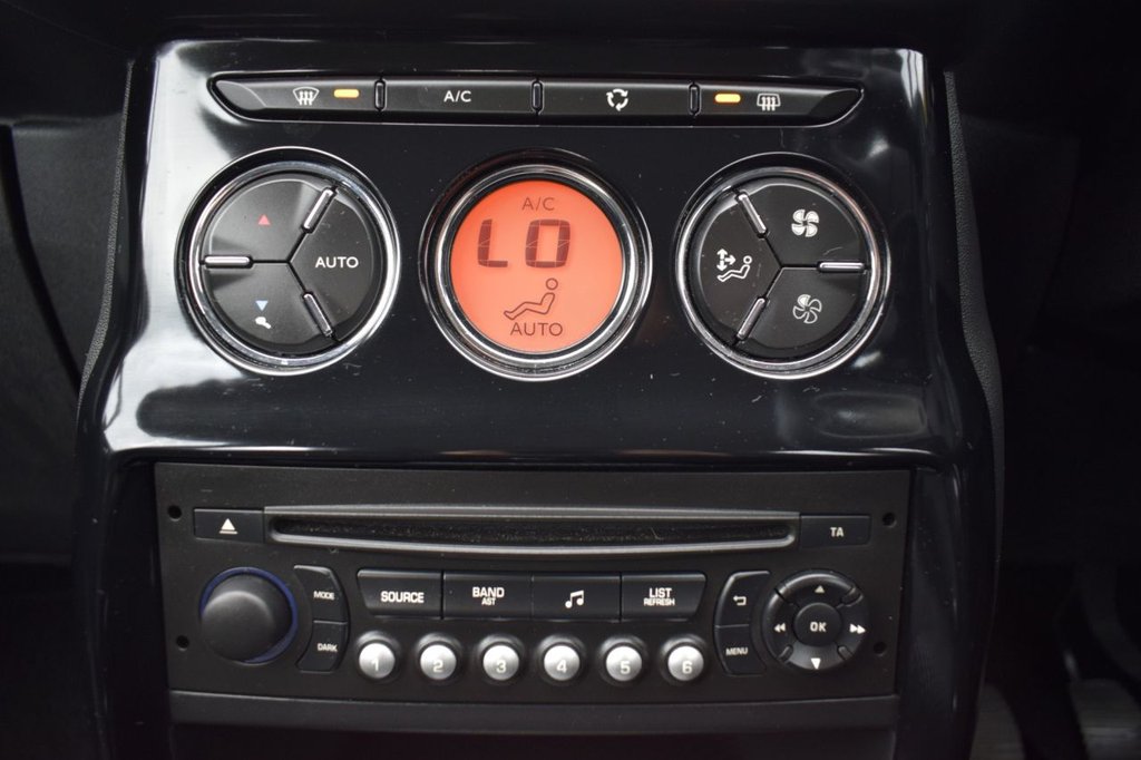 Used Citroen C3 2015 for sale - 76660180: Photo 10