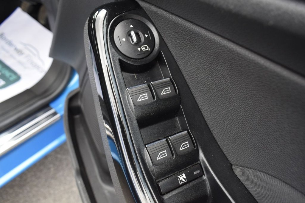 Used Ford Fiesta 2014 for sale - 78110156: Photo 11