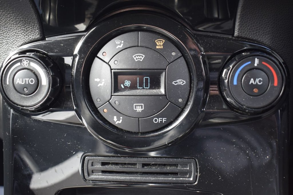 Used Ford Fiesta 2014 for sale - 78110156: Photo 23