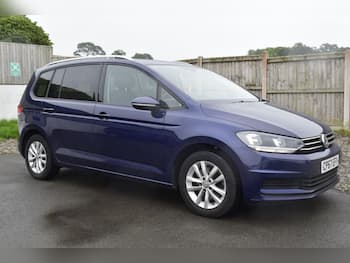 Used Volkswagen Touran 2017 for sale - 79738445: Photo