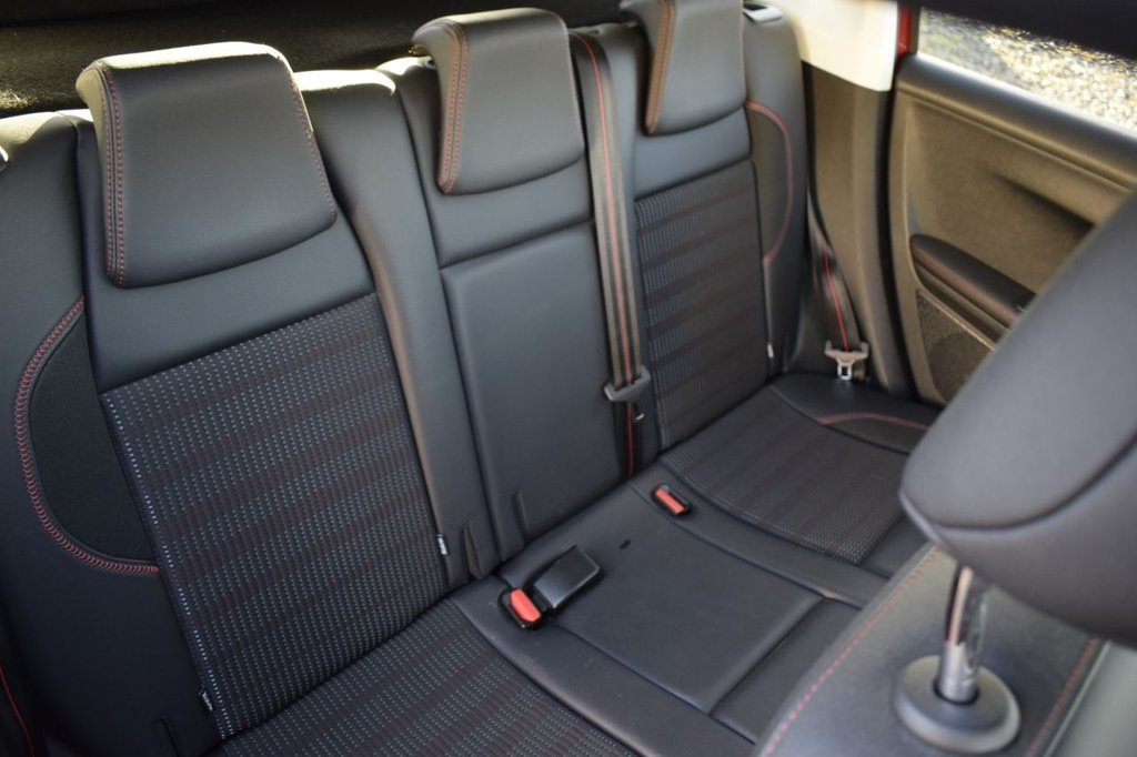 Used Peugeot 2008 2016 for sale - 76698111: Photo 11