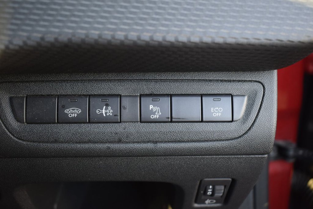 Used Peugeot 2008 2016 for sale - 76698111: Photo 15