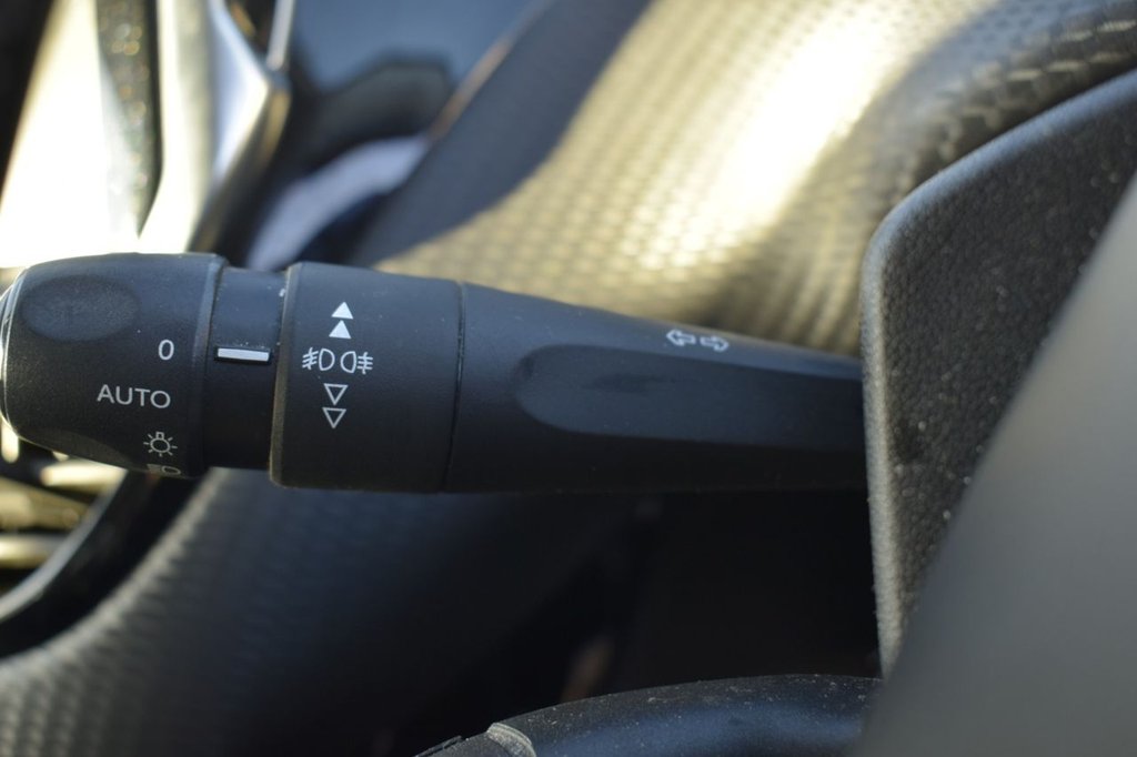 Used Peugeot 2008 2016 for sale - 76698111: Photo 23