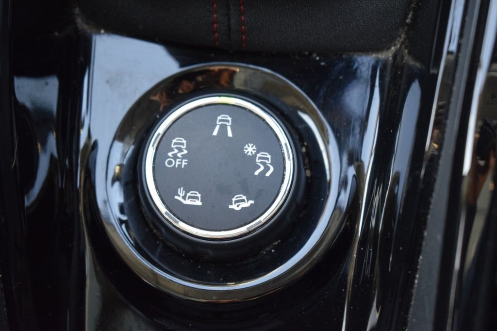 Used Peugeot 2008 2016 for sale - 76698111: Photo 26