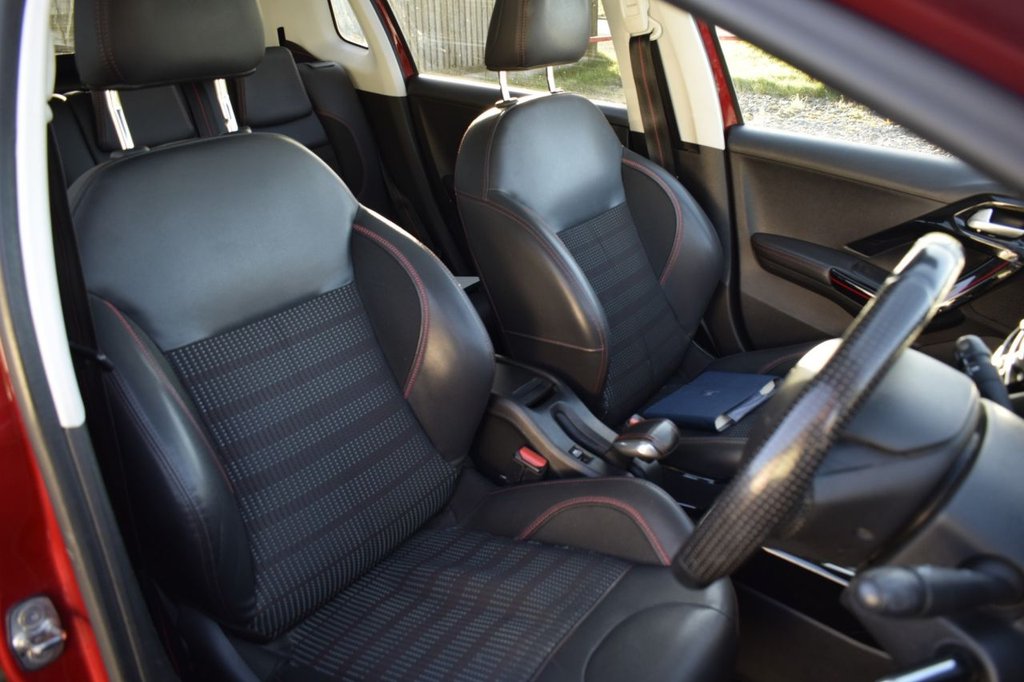 Used Peugeot 2008 2016 for sale - 76698111: Photo 9