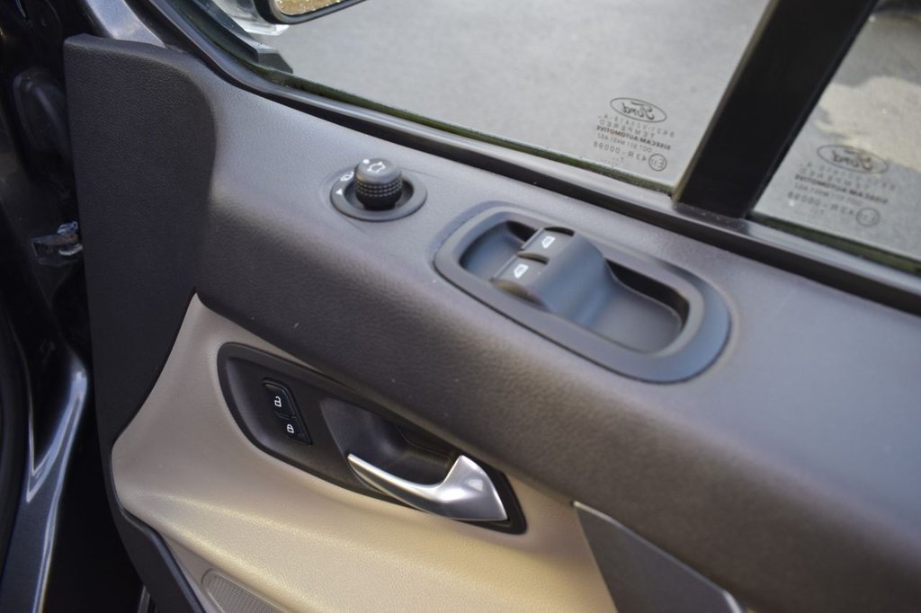 Used Ford Tourneo Custom 2017 for sale - 76783674: Photo 13