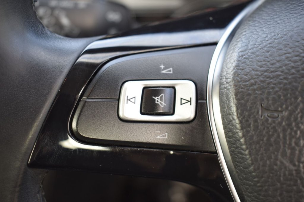 Used Volkswagen Polo 2019 for sale - 76660175: Photo 24