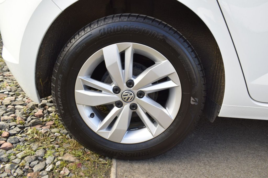 Used Volkswagen Polo 2019 for sale - 76660175: Photo 5