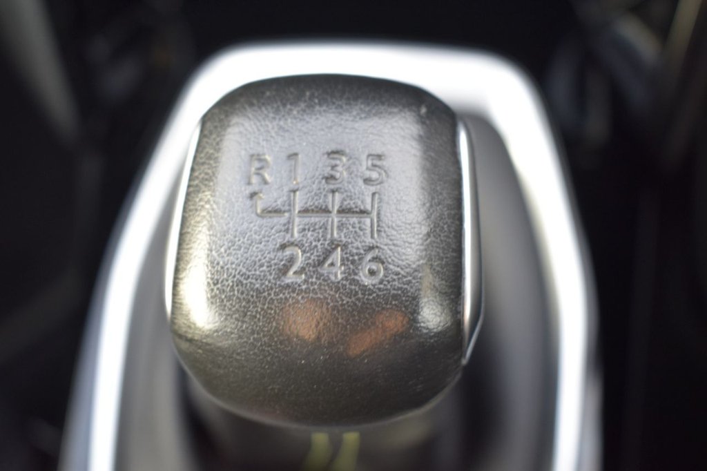 Used Peugeot 2008 2021 for sale - 76660188: Photo 11