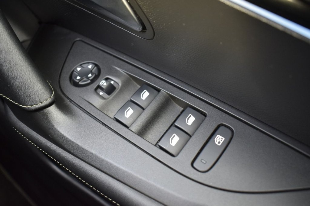 Used Peugeot 2008 2021 for sale - 76660188: Photo 18