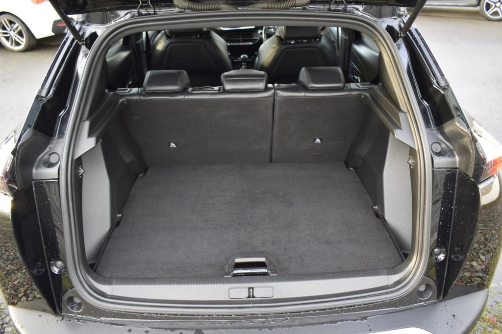 Used Peugeot 2008 2021 for sale - 76660188: Photo 32