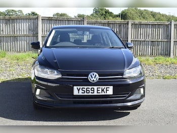 Used Volkswagen Polo 2019 for sale - 76660170: Photo